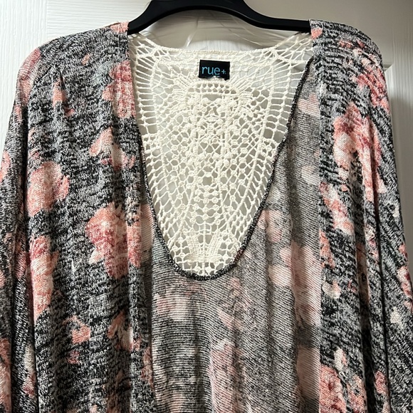 Rue 21 kimono/cardigan - Picture 2 of 5